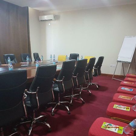 Nashera Hotel Dodoma Ngoại thất bức ảnh